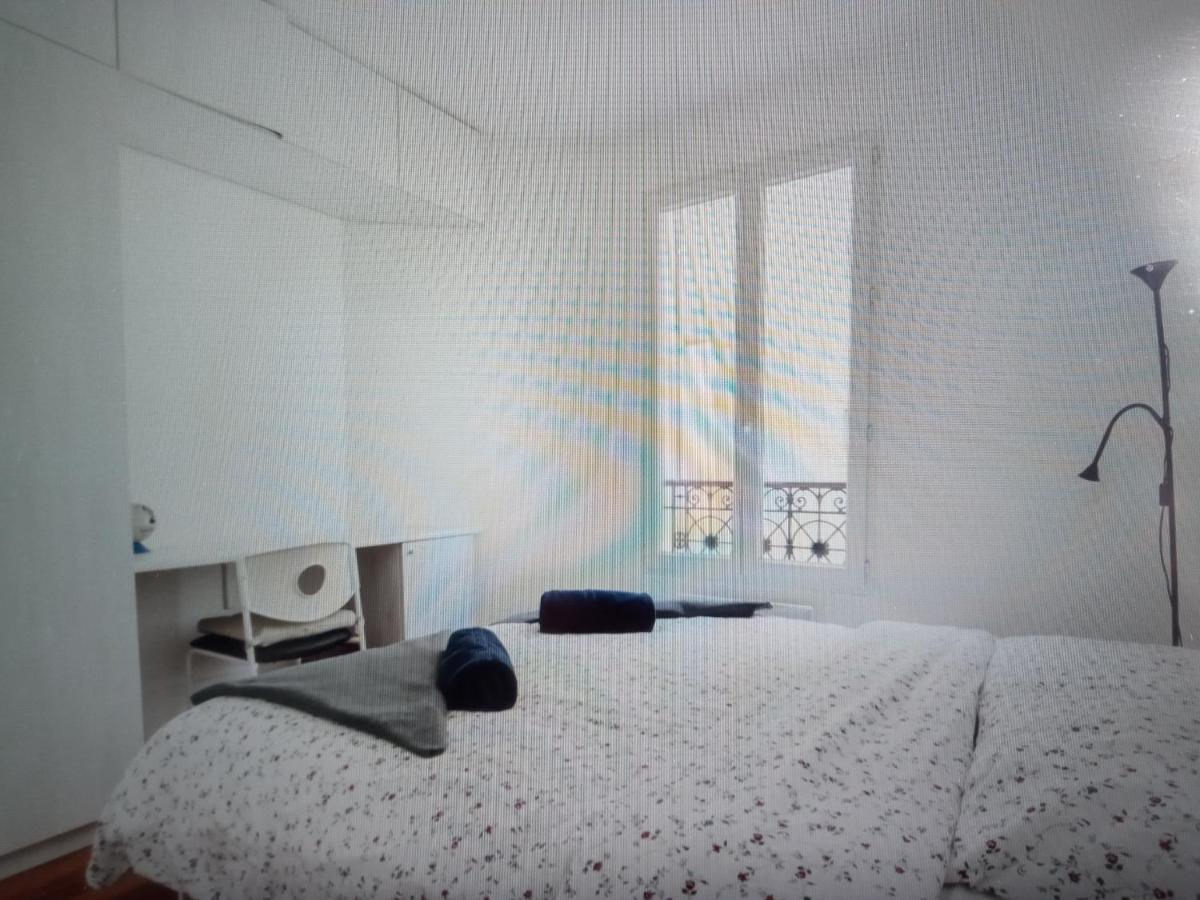 ++++ chambre privée chez l habitant arc de triomphe / private room arc de triomphe ++++ París Exterior foto