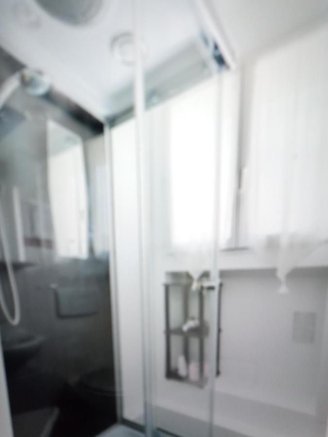 ++++ chambre privée chez l habitant arc de triomphe / private room arc de triomphe ++++ París Exterior foto
